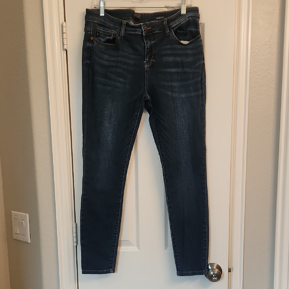 Judy Blue Skinny Blue Jeans Classic Style
